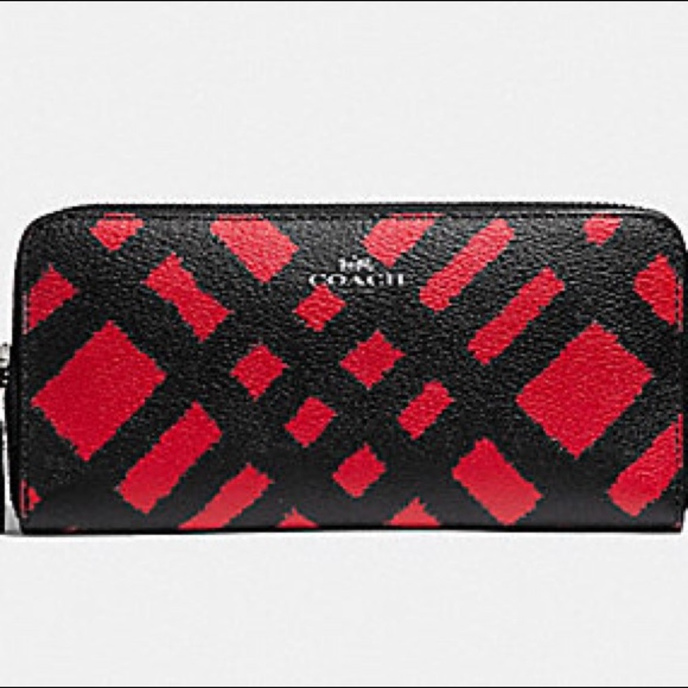 NWOT Coach SLIM ACCORDION ZIP WALLET